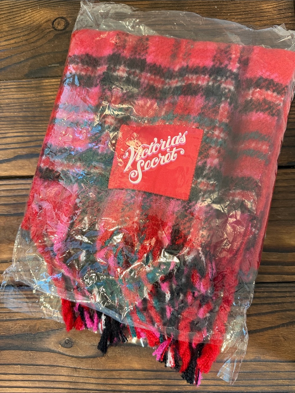NWT Victoria's Secret Cozy Red and Black Plaid Fringe Scarf
